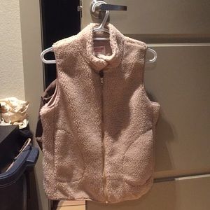 Off white Mossimo vest